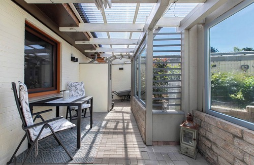 Hennstedt Apartment | Apartment 'Auszeit' with Shared Terrace, Private Garden and Wi-Fi