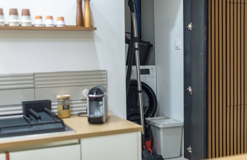 Pont-en-Royans Apartment | Apartment 'Aux Portes Du Vercors' with Balcony and Wi-Fi
