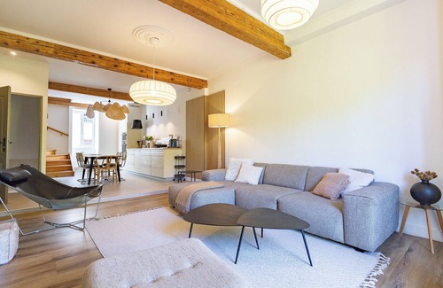 Pont-en-Royans Apartment | Apartment 'Aux Portes Du Vercors' with Mountain View, Balcony and Wi-Fi