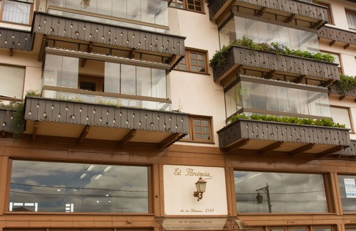 Vila Suica Apartment | Apartment Av das Hortência 3 bedrooms 3 bathrooms Great location