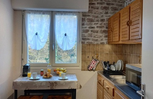 Bourbonne-les-Bains Apartment | Apartment Bourbonne-les-Bains, 1 bedroom, 2 persons
