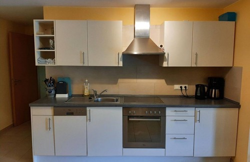 Kreuzweiler Bed & Breakfast | Apartment B upstairs - Thorn Castle