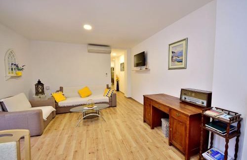 Dusina Apartment | Apartment Baba Nevenka by Interhome