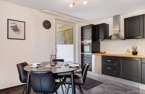Falkensteig Apartment | Apartment 'Bachblick' with Mountain View, Shared Terrace and Wi-Fi