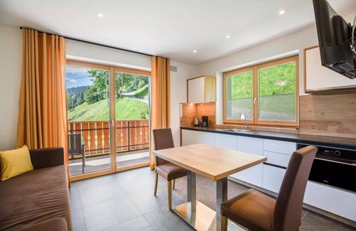 Proves Apartment | Apartment "Bachwiesl Hof Apt Pichl" with Mountain View, Balcony & Wi-Fi