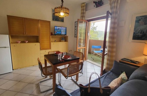 Magazzini Apartment | Apartment "Bagnaia" close to the Sea with Balcony & Wi-Fi