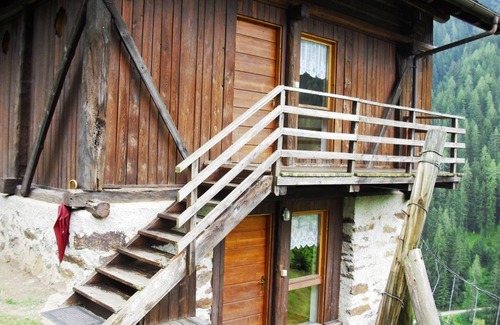 Rabbi Apartment | Apartment 'Baita Misseroni Quadrilocale' with Shared Garden