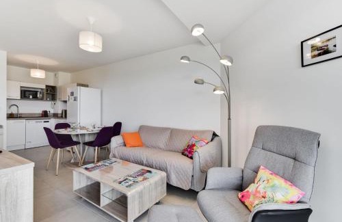 Sainte-Marie-Plage Apartment | Apartment Balnéa-2 by Interhome