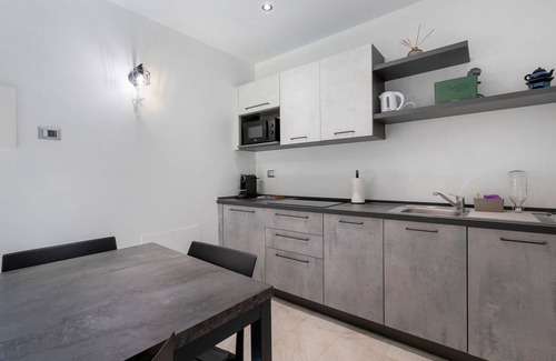 Bernezzo Apartment | Apartment 'Barabicchou' with Mountain View, Wi-Fi and Air Conditioning