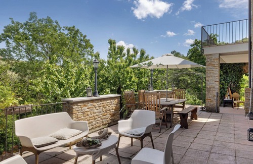 Mango Apartment | Apartment 'Barbera' with Shared Terrace, Shared Garden and Wi-Fi