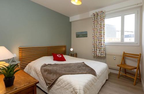 Saint-Servan Apartment | Apartment Bas-Sablons by Interhome