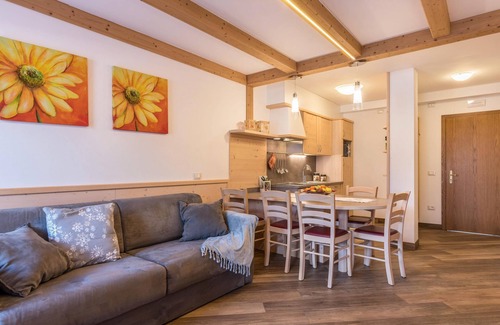 Andalo Apartment | Apartment "Bazzanella 1" with Mountain View, Garden & Wi-Fi