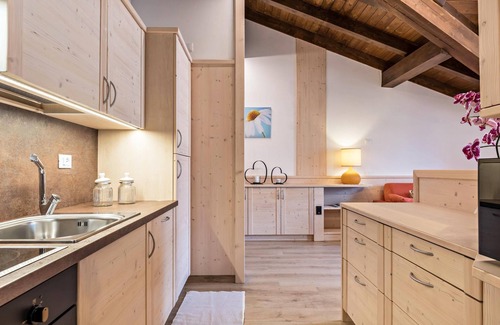 Andalo Apartment | Apartment "Bazzanella 4" with Balcony and Mountain View