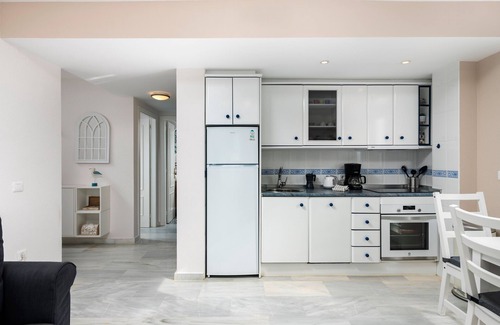 Torrox Costa Apartment | Apartment 'Beachfront Apt Torrox Costa' with Sea View, Wi-Fi and Air Conditioning