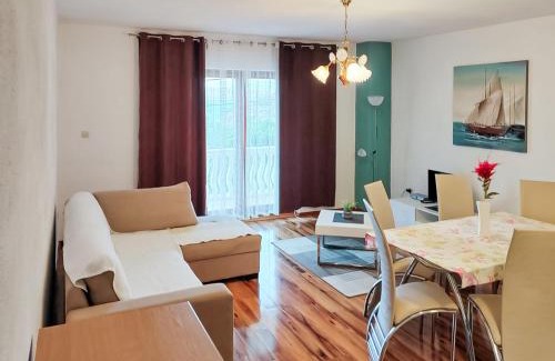 Ribarica Apartment | Apartment Beba-1 by Interhome