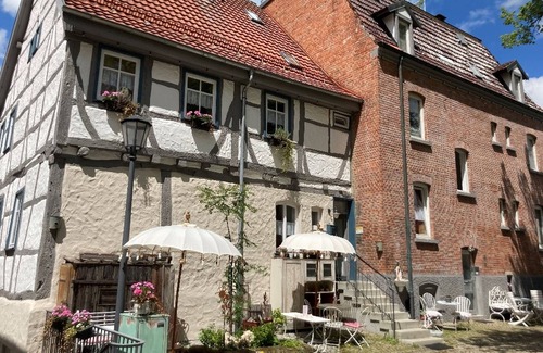 Muensingen Apartment | Apartment 'Bei Der Kirch' with Shared Terrace and Wi-Fi
