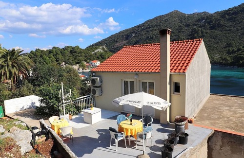 Okuklje Apartment | Apartment Belin Mljet - One Bedroom Apartment with Terrace and Sea View
