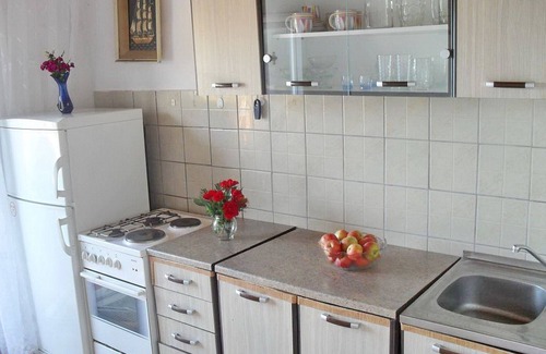 Prozurska Luka Apartment | Apartment Bella Vista (Poša) -Three Bedroom Apartment with Balcony and Sea View (A6)