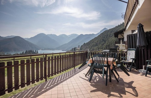 Mezzolago Apartment | Apartment "Bellavista" with Lake Views & Terrace