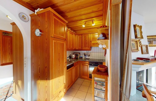 Zuoz Apartment | Apartment Belvair 39 - 3.5-Room Apartment with Balcony in Zuoz