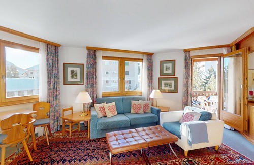 Zuoz Apartment | Apartment Belvair 39 - 3.5-Room Apartment with Balcony in Zuoz