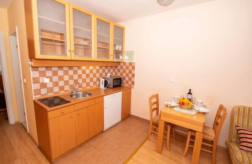 Vrpolje Apartment | Apartment Bencun by Interhome