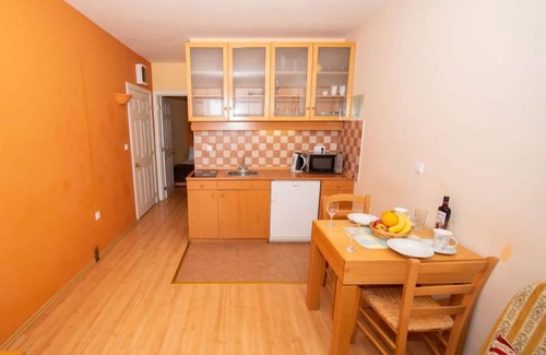 Vrpolje Apartment | Apartment Bencun by Interhome