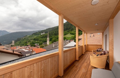 Burgusio Apartment | Apartment 'Bergfreiheit 1' with Mountain View, Shared Terrace and Wi-Fi