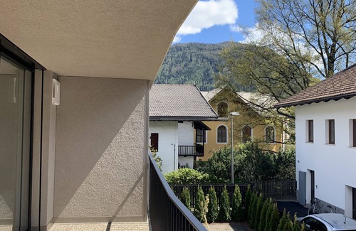 Vipiteno Apartment | Apartment 'Bergzeit' with Balcony and Wi-Fi