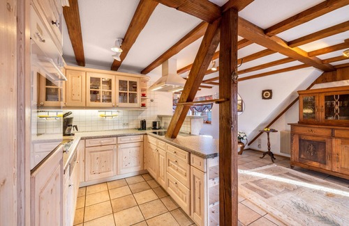 Benzingen Apartment | Apartment 'Berta Benzingen 2' with Private Terrace, Balcony and Wi-Fi