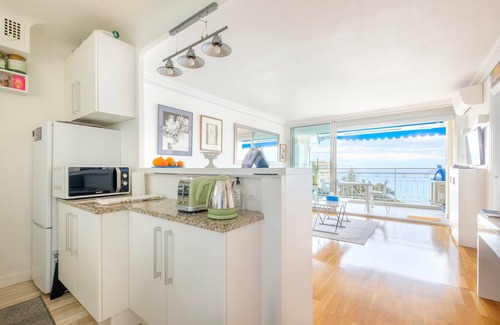 Cap d'Ail Apartment | Apartment 'Best View Of Cote Dazur' with Sea View, Wi-Fi and Air Conditioning