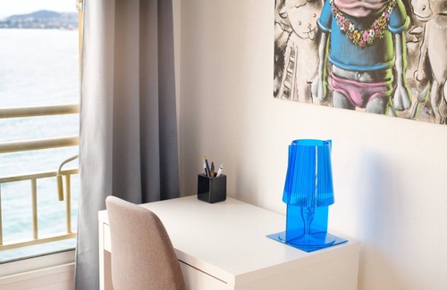 Cap d'Ail Apartment | Apartment 'Best View Of Cote Dazur' with Sea View, Wi-Fi and Air Conditioning