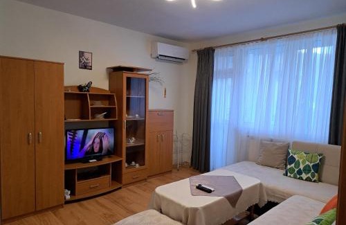Devin Apartment | Apartment Beti