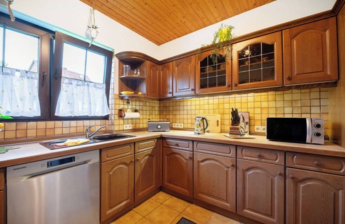 Herbitzheim Apartment | Apartment 'Bettys Home 1og' with Balcony and Wi-Fi