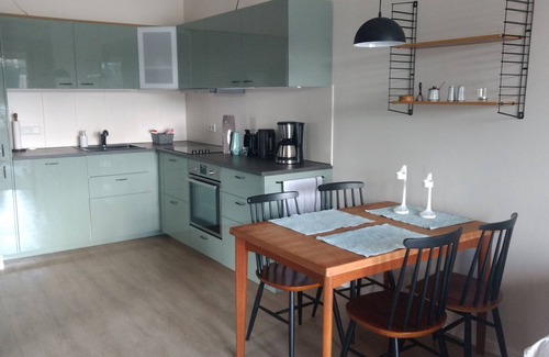 Reinfeld Apartment | Apartment between Hamburg and Lübeck, directly on the lake, barrier-free & terrace