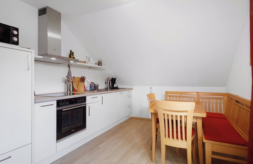 Oberreitnau Apartment | Apartment 'Birkach 35' with Balcony and Wi-Fi