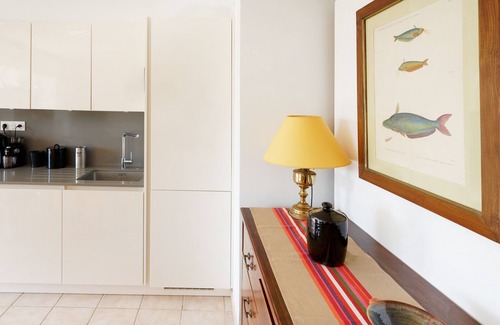 Hendaye Apartment | Apartment 'Bidasoabanks' with Mountain View, Shared Pool and Wi-Fi