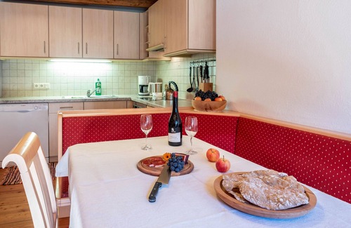 Sarntal Apartment | Apartment "Birke - Fiechterhof" with Shared Open Terrace, Garden & Wi-Fi