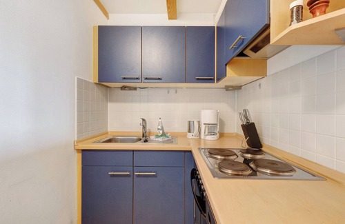 Mickhausen Apartment | Apartment 'Birkethof Romantik' with Shared Terrace, Private Garden and Wi-Fi