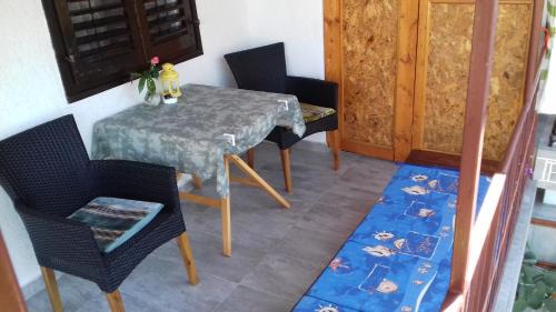Dobrota Apartment | Apartment Biser