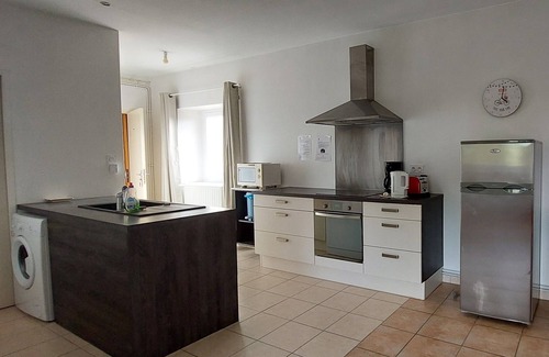 Airoux Apartment | Apartment Bocage