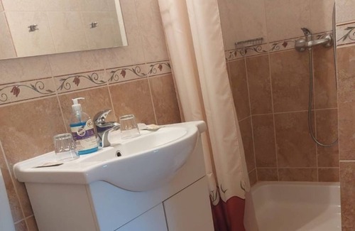 Draz Apartment | Apartment Bogdan - countryside with hot tub: SA1(4) - Draz, Continental Croati, Croatia