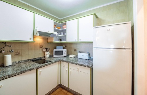 Islantilla Apartment | Apartment 'Bonito Piso a 1 Minuto de la Playa' with Sea View, Terrace & Wi-Fi