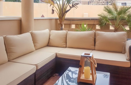 Los Geraeos Apartment | Apartment 'Brisa Del Mar' with Shared Pool, Wi-Fi and Air Conditioning