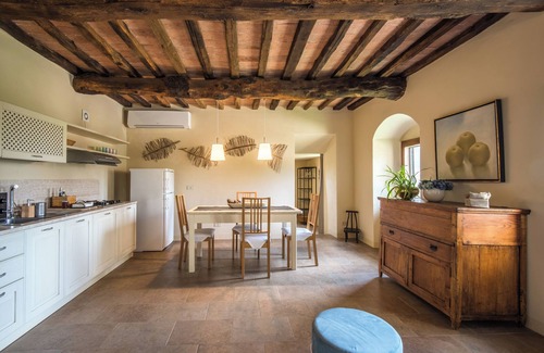 La Cetina Apartment | Apartment 'Brotes Castagno' with Shared Pool, Wi-Fi, and Air Conditioning