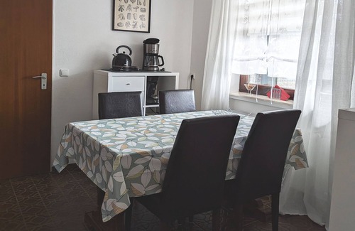 Hain-Grundau Apartment | Apartment 'Buedinger Weg' with Wi-Fi