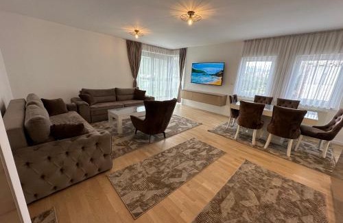 Alipasin Most Apartment | Apartment by expert Ado