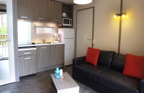 Claouey Apartment | Apartment by Opal Coast Beach with Pool Access