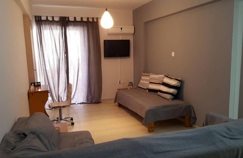 Vrahati Apartment | Apartment by the sea