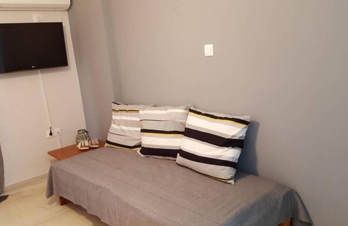 Vrahati Apartment | Apartment by the sea